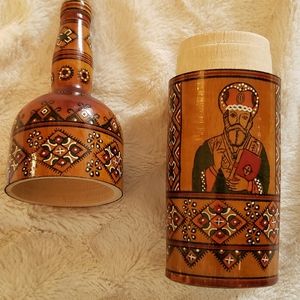 ARTISINAL CRAFTED wooden BOTTLE -USSR 1970 HAND PAINTED